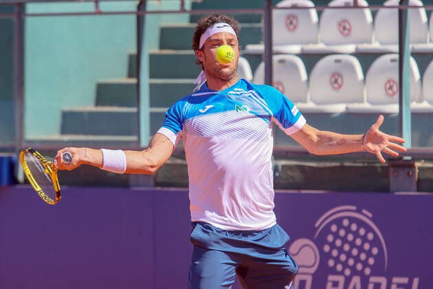 2021 Sardegna Open Tennis - 20210408 CAGLIARI, ITALY, APR 08: Marco Cecchinato in action during the ATP, Tennis Herren Tour 250 Sardegna Open tennis match against Yannick Hanfmann in Cagliari, Italy on April 08, 2021. Yannick Hanfmann won the match 7-5, 6-1. Cagliari Tennis Club Cagliari Italy 6473_237133 Copyright: xGiampieroxSposito PentaxPressx