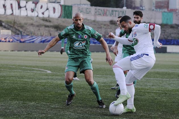 April 9, 2021, Saint Ouen, Seine Saint Denis, France: Lyon Striker MEMPHIS DEPAY in action during the round of 16 soccer French Cup match between Red Star and Olympique Lyonnais at Bauer Stadium - Saint Ouen - France..Lyon Won 2:2 Saint Ouen France - ZUMAp119 20210409_zaf_p119_006 Copyright: xPierrexSteveninx