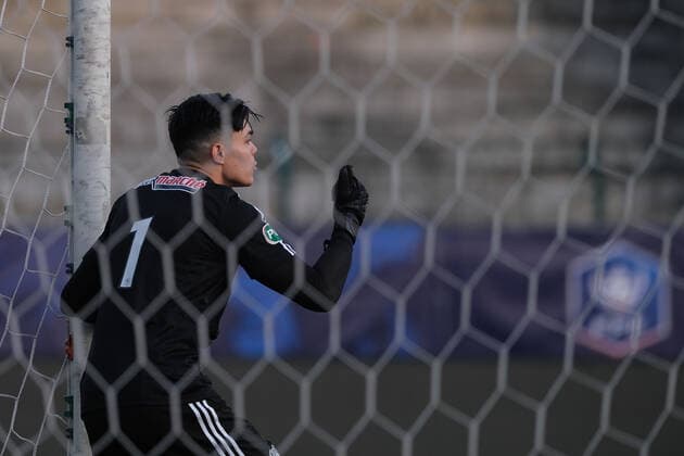 April 9, 2021, Saint Ouen, Seine Saint Denis, France: Red Star Goalkeeper RAPHAEL ADICEAM in action during the round of 16 soccer French Cup match between Red Star and Olympique Lyonnais at Bauer Stadium - Saint Ouen - France..Lyon Won 2:2 Saint Ouen France - ZUMAp119 20210409_zaf_p119_020 Copyright: xPierrexSteveninx