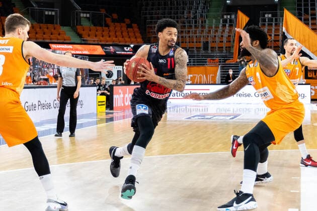 Diante Maurice Garrett (JobStairs Giessen 46ers 11) GER, Ratiopharm Ulm vs. JobStairs Giessen 46ers, easycredit 1.Bundesliga Basketball, 27.Spieltag, Saison 2020 21, 10.04.2021 Ratiopharm Ulm vs. JobStairs Giessen 46ers, 1.Basketball Bundesliga Neu-Ulm Copyright: xEibner-Pressefoto RogerxBuerkex EP_EER
