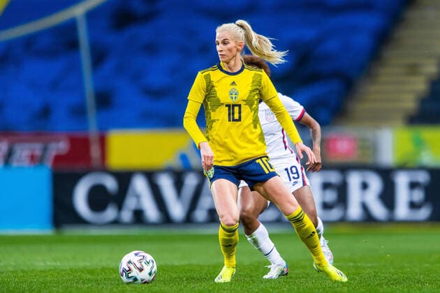 210410 Sofia Jakobsson of Sweden during the women s International Friendly, Länderspiel, Nationalmannschaft football match between Sweden and USA on April 10, 2021 in Stockholm. Photo: Simon Hastegard BILDBYRAN kod SH SH0093 fotboll football soccer fotball sverige sweden usa dam bbeng träningsmatch international friendly Copyright: SIMONxHASTEGARD BB210410SH025
