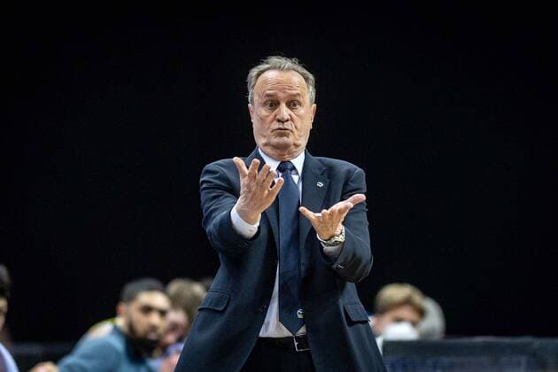 Basketball Berlin 10.04.2021 1. Bundesliga easyCredit-BBL BBL Saison 2020 2021 Alba Berlin - Hamburg Towers Aito Garcia Reneses (Alba Berlin, Trainer)