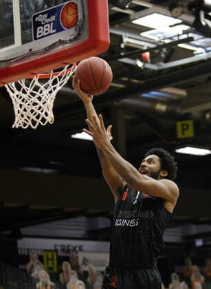 Terrell HARRIS (2 Niners Chemnitz) ; Rasta Vechta vs Niners Chemnitz, Basketball, easyCredit BBL Bundesliga, 10.04.2021, 27. Spieltag, Saison 2020 2021 ; Copyright: xErikxHillmer EIBNERx EP_ehr Rasta Vechta vs Niners Chemnitz, Basketball, easyCredit BBL Bundesliga, 10.04.2021, 27. Spieltag, Saison 2020 2021 Vechta Copyright: xErikxHillmer EIBNERx EP_ehr
