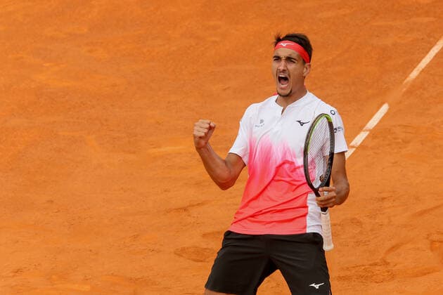 2021 Sardegna Open Tennis - 20210410 CAGLIARI, ITALY, APR 10: Loreno Sonego celebrates after winning a semifinal tennis match at the ATP, Tennis Herren Tour 250 Sardegna Open in Cagliari, Italy on April 10, 2021. Cagliari Tennis Club Cagliari Italy 6484_237368 Copyright: xGiampieroxSposito PentaxPressx