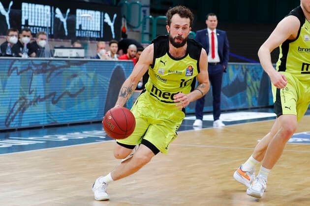 27. Spieltag der easyCredit BBL Basketball Bundesliga am 10.April 2021in der Oberfrankenhalle in Bayreuth Bayern Deutschland Saison 2020-2021 Medi Bayreuth gegen Brose Bamberg Bastian Doreth (Medi Bayreuth 10)