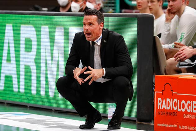 27. Spieltag der easyCredit BBL Basketball Bundesliga am 10.April 2021in der Oberfrankenhalle in Bayreuth Bayern Deutschland Saison 2020-2021 Medi Bayreuth gegen Brose Bamberg Raoul Korner (Medi Bayreuth) Trainer