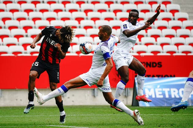 Jean Clair Todibo (OGC Nice) - Yunis Abdelhamid (Stade de Reims) FOOTBALL : OGC Nice vs Stade de Reims - Ligue 1 Uber Eats - Nice - 11 04 2021 NorbertScanella PanoramiC 