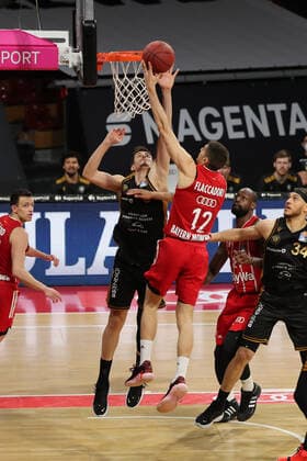 Diego Flaccadori (Muenchen) mit dem Korbleger GER, FC Bayern Basketball vs. Loewen Braunschweig, Basketball, easyCredit BBL, Saison 2020 2021, 11.04.2021, GER, FC Bayern Basketball vs. Loewen Braunschweig, Basketball, easyCredit BBL, Saison 2020 2021, 11.04.2021, Muenchen Copyright: xEIBNER MarcelxEngelbrechtx EP_EER
