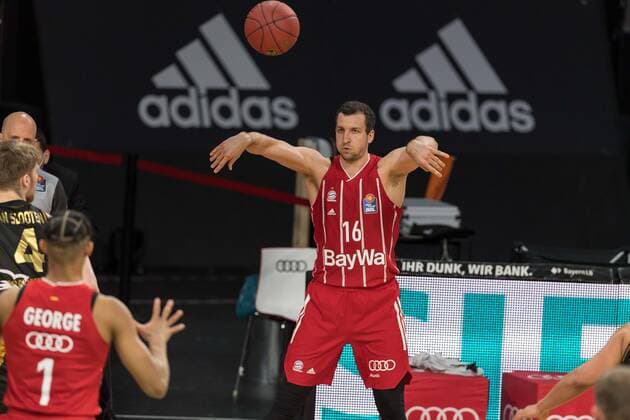 Basketball, BBL, 20210411, FC Bayern München - Basketball Löwen Braunschweig. Im Bild Paul ZIPSER (FC Bayern München, 16). München Audi Dome Bayern Deutschland Copyright: Passion2Press MarkusxFischerx