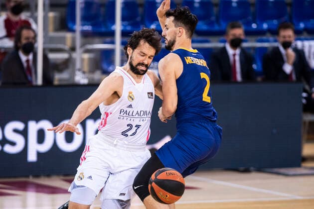 11th April 2021; Palau Blaugrana, Barcelona, Catalonia, Spain; Liga ACB Basketball, Barcelona versus Real Madrid; 23 Sergio LLull of Real Madrid during the Liga Endesa match  ActionPlus12280731 MarcxGonzalezxAloma