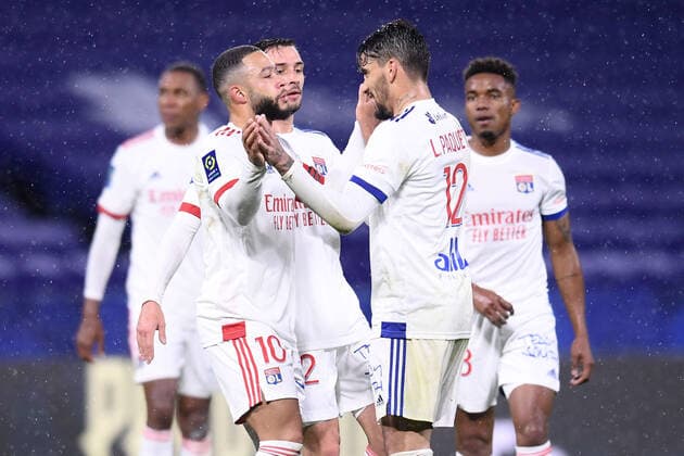 JOIE - FAIR PLAY - 10 MEMPHIS DEPAY (OL) - 12 LUCAS TOLENTINO COELHO DE LIMA PAQUETA (OL) FOOTBALL : Lyon vs Angers - Ligue 1 Uber Eats - 11 04 2021 FEP Panoramic 