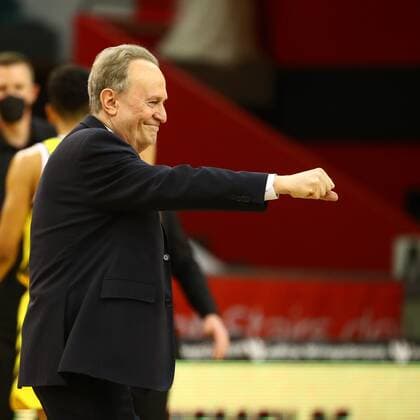 Trainer Alejandro Garcia Reneses (Berlin) freut sich ueber den Sieg gegen Giessen Jobstairs Giessen 46ers vs Alba Berlin, Basketball, easyCredit BBL, 13.04.2021 Jobstairs Giessen 46ers vs Alba Berlin, Basketball, easyCredit BBL, 13.04.2021 Giessen Copyright: xEibner-Pressefotox EP_RWS