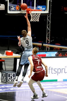 14.04.2021, easyCredit Basketball Bundesliga, BBL, Saison 2020 2021, Herren, Chemnitz Niners - HAKRO Merlins Crailsheim Fabian Bleck, HAKRO Merlins Crailsheim, Jonas Richter, Niners Chemnitz Chemnitz Messe Chemnitz Sachsen Germany