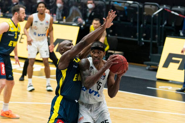 easyCredit Basketball Bundesliga, Hamburg, 14.04.2021 easyCredit Basketball Bundesliga, Hamburg Towers vs. EWE Baskets Oldenburg, Terry Allen ( 25 Hamburg Towers) Copyright: xBEAUTIFULxSPORTS Mohwinkelx