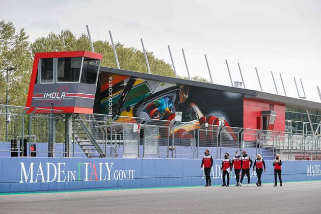 GIOVINAZZI Antonio (ita), Alfa Romeo Racing ORLEN C41, portrait trackwalk during the Formula 1 Pirelli Gran Premio Del Made In Italy E Dell emilia Romagna 2021 from April 16 to 18, 2021 on the Autodromo Internazionale Enzo e Dino Ferrari, in Imola, Italy - FORMULE 1: Grand prix Emilia Romagne - Preparations - 15 04 2021 DPPI PANORAMIC  00121003__V2_8216
