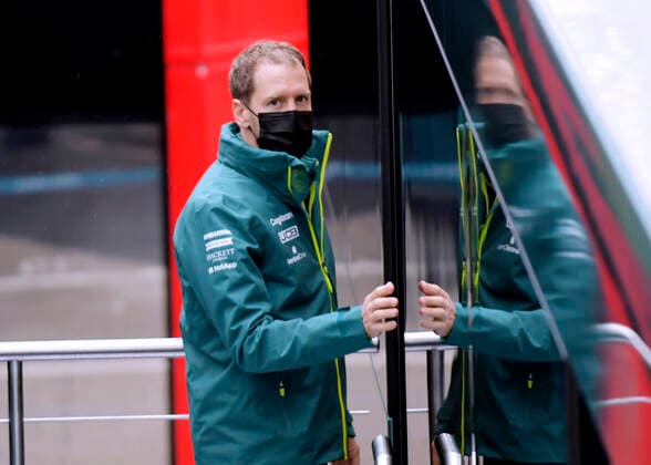 VETTEL Sebastian Aston Martin F1 Team FIA Formel 1 Saison 2021 in Imola am 15.04.2021