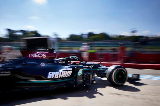 F1 Grand Prix of Emilia Romagna 44 Lewis Hamilton (GBR, Mercedes-AMG Petronas F1 Team), F1 Grand Prix of Emilia Romagna at Autodromo Enzo e Dino Ferrari on April 16, 2021 in Imola, Italy. (Photo by Steve Etherington for Mercedes-Benz Grand Prix Ltd. Daimler AG FIA Pool via HOCH ZWEI) Imola Italy Poolfoto HOCH ZWEI Pool Daimler AG ,EDITORIAL USE ONLY