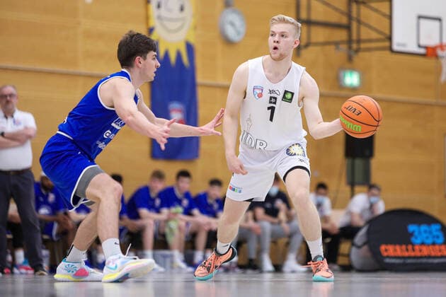 2. Basketball Bundesliga ProB ART Giants Düsseldorf gegen VfL SparkassenStars Bochum, 16.04.2021 Patrick Liebert ( 1 ART Giants Duesseldorf); 2. Basketball Bundesliga ProB ART Giants Düsseldorf gegen VfL SparkassenStars Bochum am 16.04.2021, Duesseldorf. Copyright: xBEAUTIFULxSPORTS KennyxBeelex