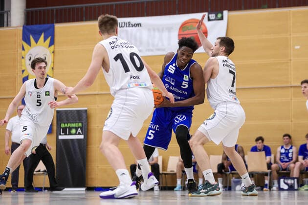 2. Basketball Bundesliga ProB ART Giants Düsseldorf gegen VfL SparkassenStars Bochum, 16.04.2021 Patrick Liebert ( 1 ART Giants Duesseldorf); 2. Basketball Bundesliga ProB ART Giants Düsseldorf gegen VfL SparkassenStars Bochum am 16.04.2021, Duesseldorf. Copyright: xBEAUTIFULxSPORTS KennyxBeelex