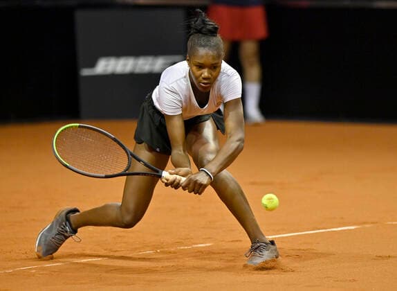 Noma NOHA AKUGUE (GER) Aktion Qualifikation Tennis Damen Porsche-Cup Porsche Tennis Grand Prix GP Stuttgart 2021 Porsche-Arena 17.04.2021 Porsche Tennis Grand Prix Stuttgart 2021