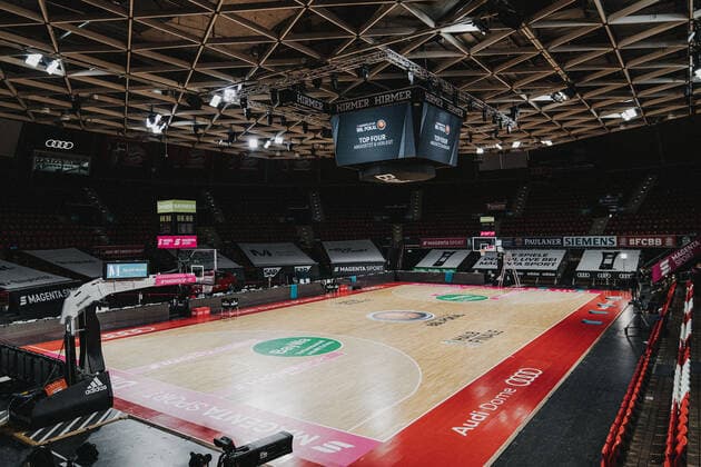 Basketball 17.04.2021 Saison 2020 2021 MagentaSport BBL Pokal: 1. Halbfinale Ratiopharm Ulm - FC Bayern München Basketball 17.04.2021 Saison 2020 2021 MagentaSport BBL Pokal: 1. Halbfinale Ratiopharm Ulm - FC Bayern München nur redaktionelle Verwendung - kommerzielle Verwendung Nutzung nur nach Absprache mit dem Fotografen. München Deutschland