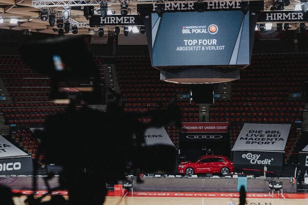 Basketball 17.04.2021 Saison 2020 2021 MagentaSport BBL Pokal: 1. Halbfinale Ratiopharm Ulm - FC Bayern München Basketball 17.04.2021 Saison 2020 2021 MagentaSport BBL Pokal: 1. Halbfinale Ratiopharm Ulm - FC Bayern München nur redaktionelle Verwendung - kommerzielle Verwendung Nutzung nur nach Absprache mit dem Fotografen. München Deutschland