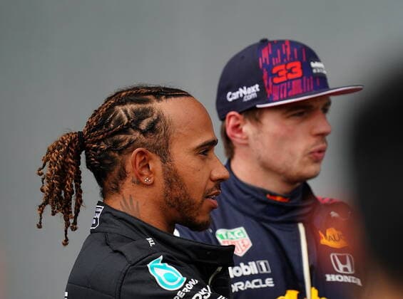 Formula 1 Pirelli Gran Premio Del Made In Italy E Dell emilia Romagna 2021 17.04.2021, Autodromo Enzo e Dino Ferrari, Imola, Formula 1 Pirelli Gran Premio Del Made In Italy E Dell emilia Romagna 2021 ,im Bild Poleposition für Lewis Hamilton (GBR 44), Mercedes-AMG Petronas Formula One Team, Dritter Startplatz für Max Verstappen (NEL 33), Red Bull Racing Honda.