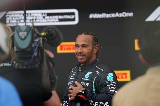 Formula 1 Pirelli Gran Premio Del Made In Italy E Dell emilia Romagna 2021 17.04.2021, Autodromo Enzo e Dino Ferrari, Imola, Formula 1 Pirelli Gran Premio Del Made In Italy E Dell emilia Romagna 2021 ,im Bild Poleposition für Lewis Hamilton (GBR 44), Mercedes-AMG Petronas Formula One Team.