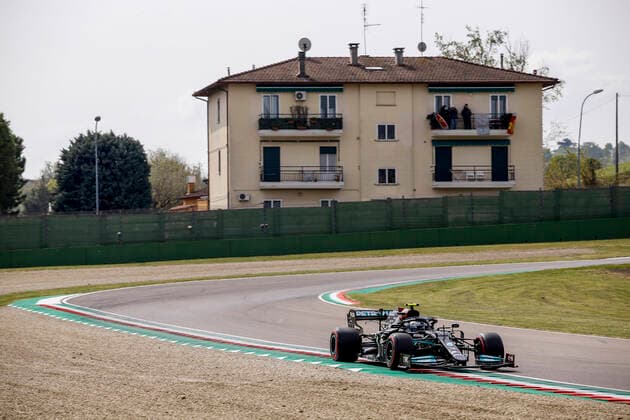 77 Valtteri Bottas (FIN, Mercedes-AMG Petronas F1 Team), F1 Grand Prix of Emilia Romagna at Autodromo Enzo e Dino Ferrari on April 17, 2021 in Imola, Italy. (Photo by HOCH ZWEI) Imola Italy