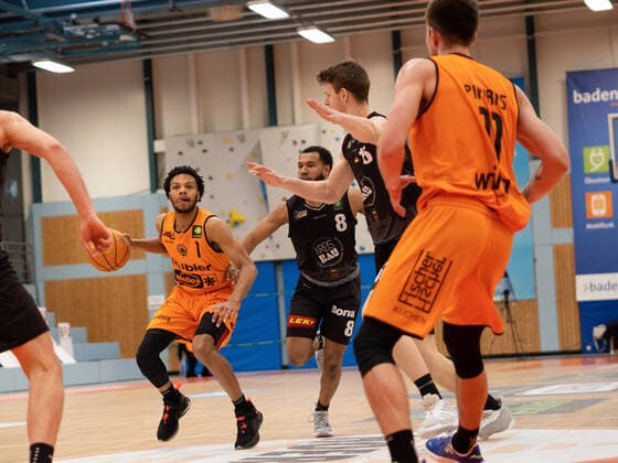 Nate Britt (Wiha Panthers Schwenningen 1) wiha Panthers Schwenningen vs. VFL Kirchheim Knights, Basketball, BARMER 2. BASKETBALL BUNDESLIGA, Playoff Gruppe 2, 1. Spieltag, 2020 2021, 17.04.2021, wiha Panthers Schwenningen vs. VFL Kirchheim Knights, Basketball, BARMER 2. BASKETBALL BUNDESLIGA, Playoff Gruppe, 1. Spieltag, 2020 2021, 17.04.2021, Villingen-Schwenningen Copyright: xMiclasxHaasis Eibner-Pressefotox EP_mhs