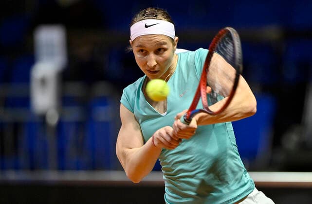 Tamarta Korpatsch (GER) Aktion Qualifikation Runde 2 Tennis Damen Porsche-Cup Porsche Tennis Grand Prix GP Stuttgart 2021 Porsche-Arena 18.04.2021 Porsche Tennis Grand Prix Stuttgart 2021
