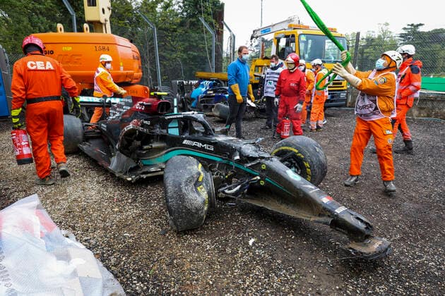 Car of 77 Valtteri Bottas (FIN, Mercedes-AMG Petronas F1 Team) after crash, F1 Grand Prix of Emilia Romagna at Autodromo Enzo e Dino Ferrari on April 18, 2021 in Imola, Italy. (Photo by HOCH ZWEI) Imola Italy