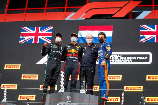 44 Lewis Hamilton (GBR, Mercedes-AMG Petronas F1 Team), 33 Max Verstappen (NED, Red Bull Racing), 4 Lando Norris (GBR, McLaren F1 Team), F1 Grand Prix of Emilia Romagna at Autodromo Enzo e Dino Ferrari on April 18, 2021 in Imola, Italy. (Photo by HOCH ZWEI) Imola Italy
