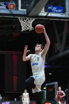 Maik Kotsar (Hamburg Towers), Niners Chemnitz vs. Hamburg Towers, 19.04.2021, easycredit Basketball Bundesliga, GER, Saison 2020 21 Niners Chemnitz vs. Hamburg Towers, 19.04.2021, easycredit Basketball Bundesliga, GER, Saison 2020 21 Chemnitz Copyright: xBertxHarzer xEibner-xPressefotox