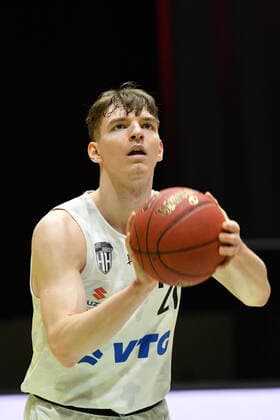 Justus Hollatz (Hamburg Towers), Niners Chemnitz vs. Hamburg Towers, 19.04.2021, easycredit Basketball Bundesliga, GER, Saison 2020 21 Niners Chemnitz vs. Hamburg Towers, 19.04.2021, easycredit Basketball Bundesliga, GER, Saison 2020 21 Chemnitz Copyright: xBertxHarzer xEibner-xPressefotox