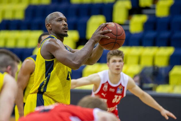 Oldenburg, Niedersachsen, DEU, 19.04.2021, Rickey Paulding (EWE Baskets Oldenburg). EWE Baskets Oldenburg vs. Brose Bamberg. 1. Basketball-Bundesliga Saison 2020 2021, 29. Spieltag, Grosse EWE Arena. EWE Baskets Oldenburg vs. Brose Bamberg