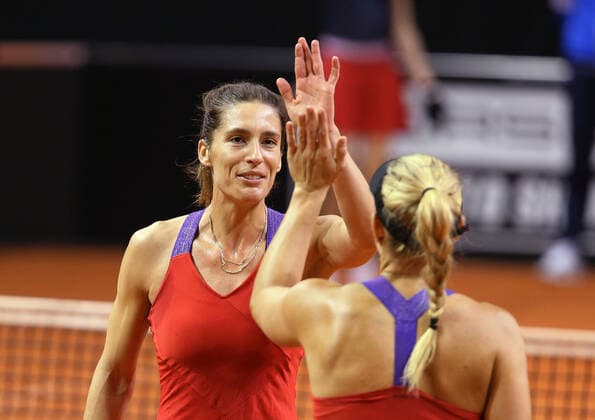 BAU 20.04.2021 Stuttgart Tennis Porsche Tennis Grand Prix, Doppel, Angelique KERBER (GER) Andrea PETKOVIC (GER)