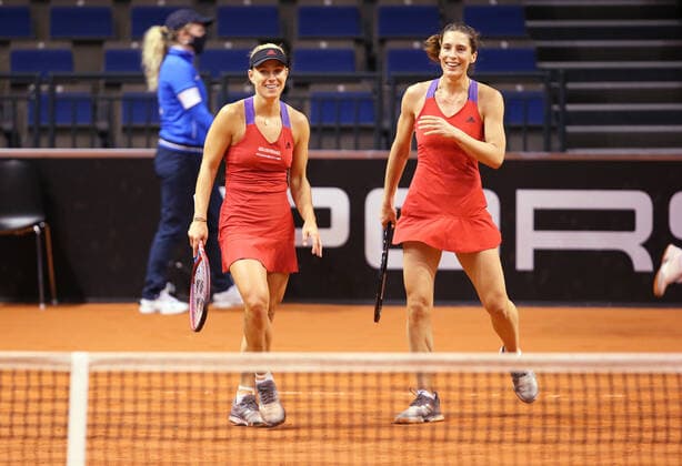 BAU 20.04.2021 Stuttgart Tennis Porsche Tennis Grand Prix, Doppel, Angelique KERBER (GER) Andrea PETKOVIC (GER)