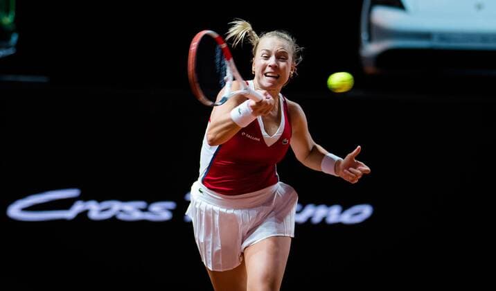 Mandatory Credit: Photo by Rob Prange Shutterstock (11864527aq) Anett Kontaveit of Estonia in action during her first-round match at the 2021 Porsche Tennis Grand Prix WTA, Tennis Damen 500 tournament Porsche Tennis Grand Prix, Tennis, Stuttgart, Germany - 20 Apr 2021 Porsche Tennis Grand Prix, Tennis, Stuttgart, Germany - 20 Apr 2021  Copyright: xRobxPrange Shutterstockx 11864527aq