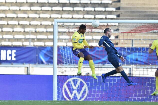 Jean Manuel Ribeiro (rumilly) vs Wesley Said (toulouse) FOOTBALL : GFA Rumilly Vallieres vs Toulouse FC - 1 4 de finale de Coupe de France - 20 04 2021 FredericChambert Panoramic 