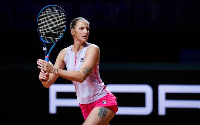 Mandatory Credit: Photo by Rob Prange Shutterstock (11864528e) Karolina Pliskova of the Czech Republic in action during her first-round match at the 2021 Porsche Tennis Grand Prix WTA, Tennis Damen 500 tournament Porsche Tennis Grand Prix, Tennis, Stuttgart, Germany - 21 Apr 2021 Porsche Tennis Grand Prix, Tennis, Stuttgart, Germany - 21 Apr 2021  Copyright: xRobxPrange Shutterstockx 11864528e