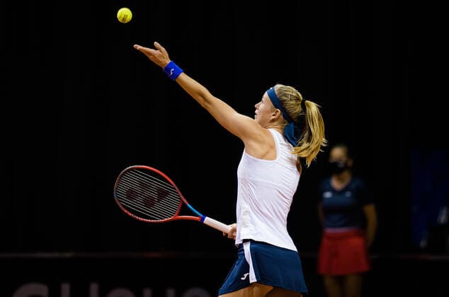 Mandatory Credit: Photo by Rob Prange Shutterstock (11864528bh) Marie Bouzkova of the Czech Republic in action during her first-round match at the 2021 Porsche Tennis Grand Prix WTA, Tennis Damen 500 tournament Porsche Tennis Grand Prix, Tennis, Stuttgart, Germany - 21 Apr 2021 Porsche Tennis Grand Prix, Tennis, Stuttgart, Germany - 21 Apr 2021  Copyright: xRobxPrange Shutterstockx 11864528bh