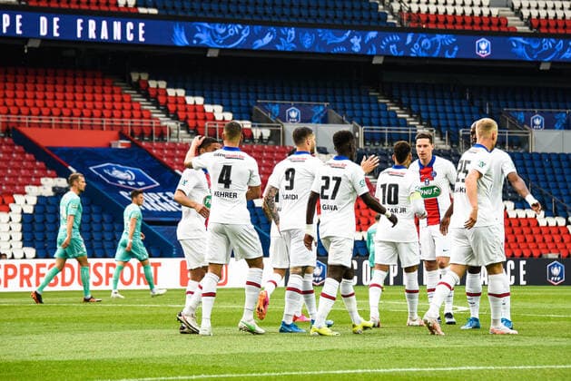 Joie des joueurs de l equipe du PSG apres le but de Mauro Icardi ( 9 - PSG ) - FOOTBALL : Paris Saint Germain vs Angers - Coupe de France - Paris - 21 04 2021 FedericoPestellini Panoramic 