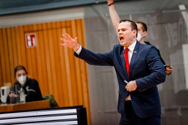 Headcoach Johan Roijakkers (Brose Bamberg) s.oliver Würzburg Wuerzburg - Brose Bamberg, easyCredit Basketball Bundesliga, Saison 2020-2021, 22. Spieltag, Bayreuth, Germany, Oberfrankenhalle, 20.04.2021 -