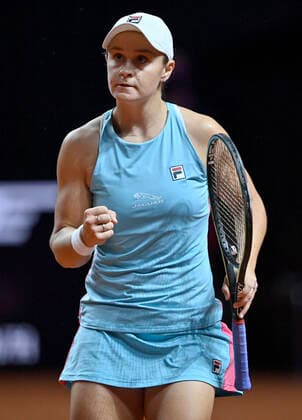 Ashleigh Barty (AUS) Aktion jubelt über Punktgewinn Achtelfinale Tennis Damen Porsche-Cup Porsche Tennis Grand Prix GP Stuttgart 2021 Porsche-Arena 21.04.2021 Porsche Tennis Grand Prix Stuttgart 2021