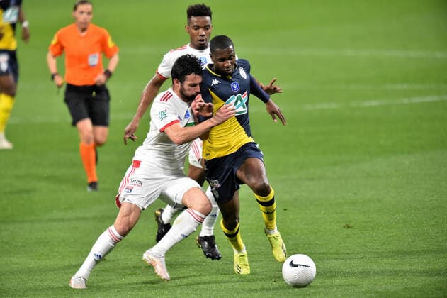 Leo Dubois (lyon) vs (monaco) FOOTBALL : Olympique Lyonnais vs AS Monaco - 1 4 de finale de Coupe de France - 21 04 2021 FredericChambert Panoramic 