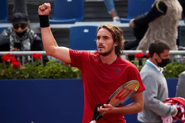 Greek tennis player Stefanos Tsitsipas reacts during the Barcelona Open Banc Sabadell - Conde de Godo tournament round of 16 tennis match against Australian tennis player Alex de Minaur, in Barcelona, Spain, 22 April 2021. Stefanos Tsitsipas vs Alex de Minaur !ACHTUNG: NUR REDAKTIONELLE NUTZUNG!  Copyright: xAlejandroxGarcíax GRAFCAT1880 20210422-637547041787478697