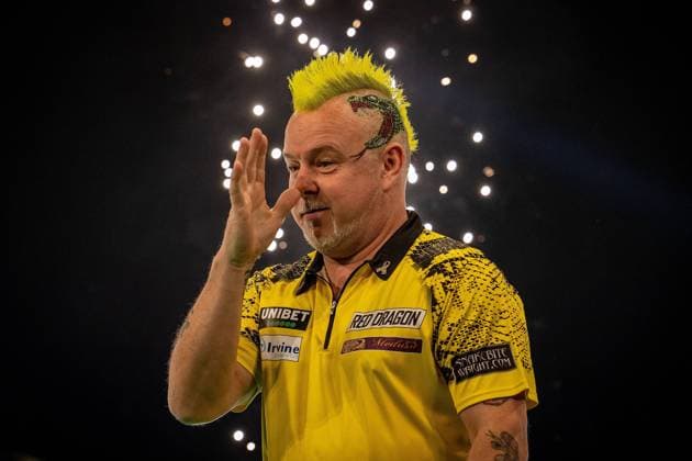 Bilder des Jahres 2021, Sport 04 April Sport Themen der Woche KW16 Sport Bilder des Tages Premier League Darts, 22 04 2021. Peter Wright (Scotland) walk-on during the Unibet Premier League Darts Night Nine at Marshall Arena, Milton Keynes, United Kingdom on 22 April 2021 Editorial use only , Copyright: xIanxStephenx PSI-12560-0014