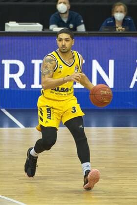 Peyton Siva - Alba 3, 22.04.2021, BBL, Alba Berlin vs Basketball Loewen Braunschweig, in der Mercedes Benz Arena, GER, Berlin, 22.04.2021, BBL, Alba vs Basketball Loewen Braunschweig Berlin Copyright: xUwexKoch Eibner-Pressefotox EP_UKH