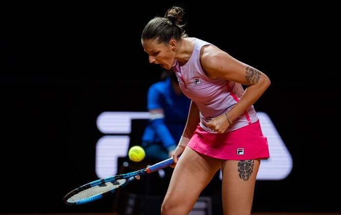 Mandatory Credit: Photo by Rob Prange Shutterstock (11864530x) Karolina Pliskova of the Czech Republic in action during the quarter-finals match at the 2021 Porsche Tennis Grand Prix WTA, Tennis Damen 500 tournament Porsche Tennis Grand Prix, Tennis, Stuttgart, Germany - 23 Apr 2021 Porsche Tennis Grand Prix, Tennis, Stuttgart, Germany - 23 Apr 2021  Copyright: xRobxPrange Shutterstockx 11864530x